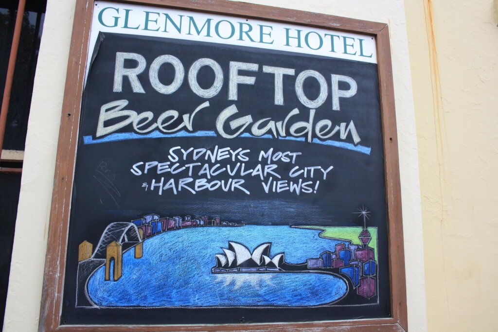 Restaurant Art in the Rocks