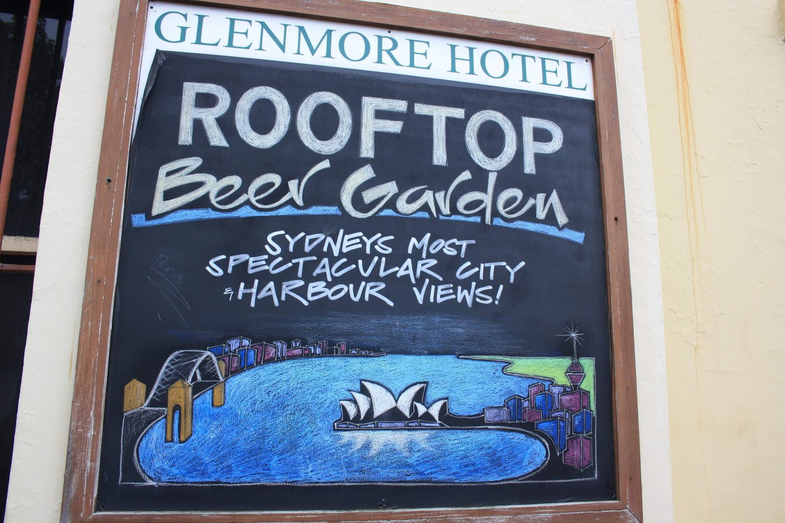 Restaurant Art in the Rocks