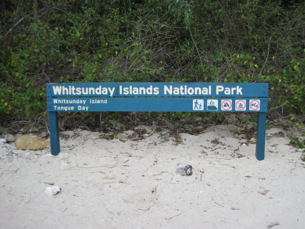 Sign_Tongue_Bay_Whitehaven_Beach Whitsunday Island National Park